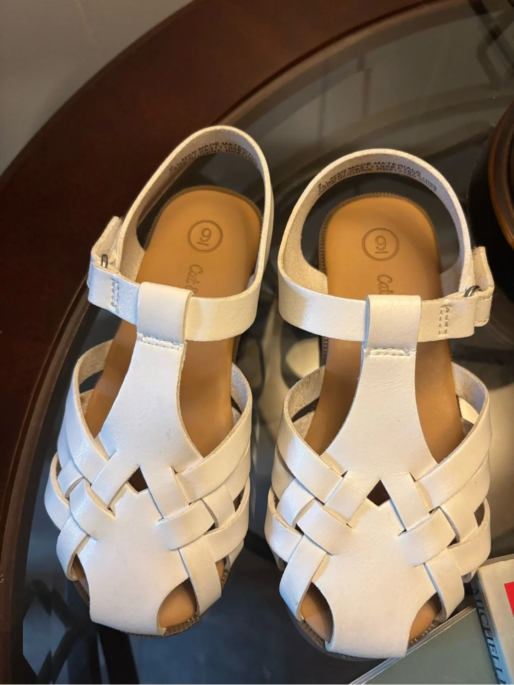 Girls Cat & Jack White Strap Sandals - Size 9